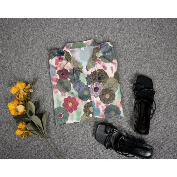 Floral-print Blouse